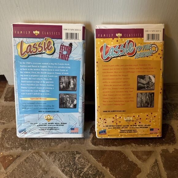 Lassie VHS Bundle To Fetch A Thief & To The Rescue - Picture 2 of 10